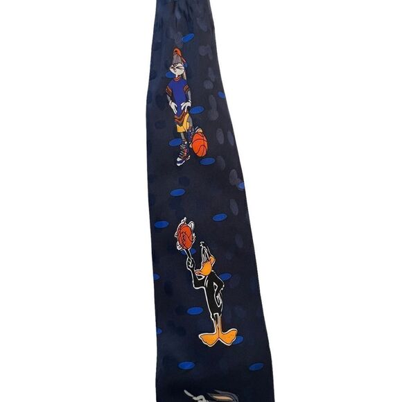 Looney Tunes basketball  Silk Tie, Bugs Bunny, Taz, Tweety, daffy - Picture 15 of 16